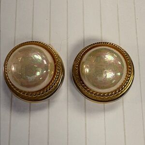 Authentic VTG Christian Dior Earrings Pearlized Clips